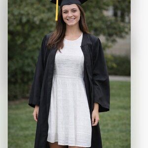 GAP White Eyelet Dress Size 6 Sleeveless Back Zipper Boho Graduation Tiered Tea